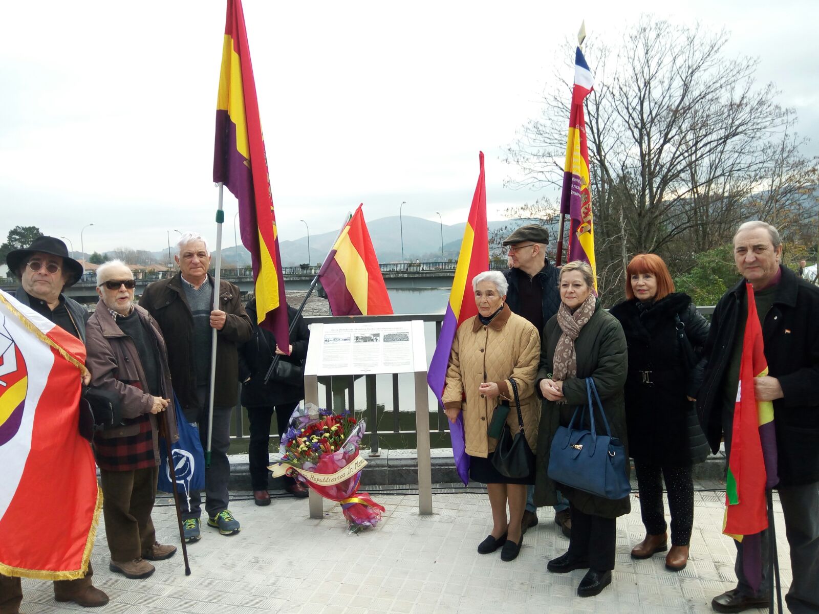 Homenaje a víctimas de la Guerra Civil y represaliados por el Franquismo en Irun