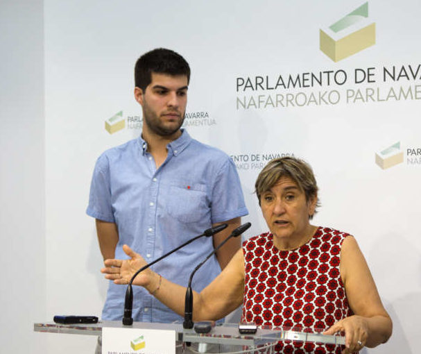 El PCE-EPK rechaza con total rotundidad la Moción aprobada hoy en el Parlamento de Navarra que equipara el comunismo y el fascismo.