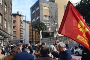 El PCE-EPK participa en el homenaje a las mujeres represaliadas por el franquismo en Bilbao.