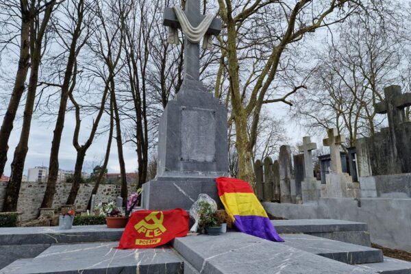 El PCE-EPK acudirá al homenaje a los republicanos inhumados en el mausoleo de Polloe y pide una resignificación de la fosa.