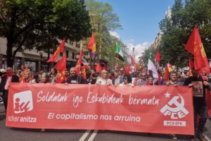 El Partido Comunista en el 1 de Mayo: Democratizar la economía para avanzar al Socialismo.