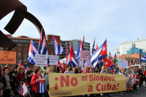 Movilizaciones contra el criminal bloqueo a Cuba rechazado nuevamente por la asamblea general de Naciones Unidas.